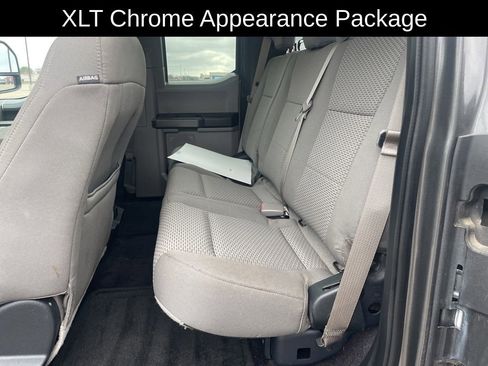 Used 2016 Ford F150 XLT w/ Equipment Group 302A Luxury image 9