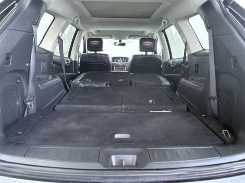 Used 2018 Nissan Pathfinder Platinum image 43