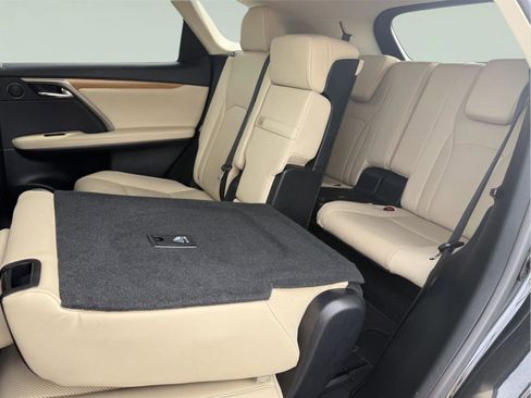 Certified 2022 Lexus RX 350L Premium w/ Premium Package AWD/4WD image 15