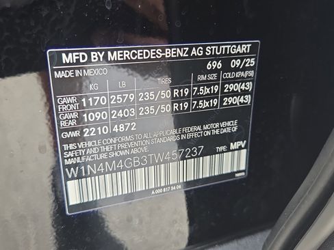 Used 2026 Mercedes-Benz GLB 250 image 23