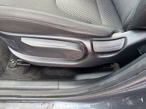 Used 2023 Kia Sportage LX image 14