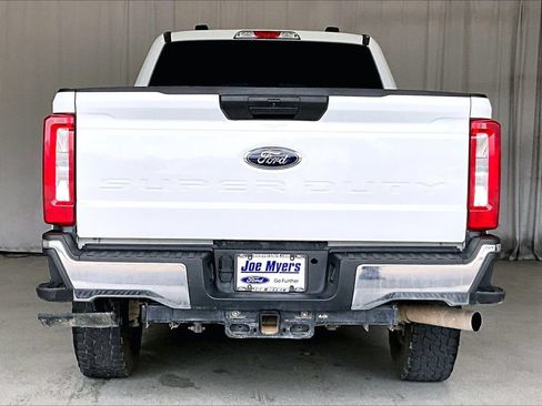 Used 2024 Ford F250 XL w/ XL Off-Road Package AWD/4WD image 4