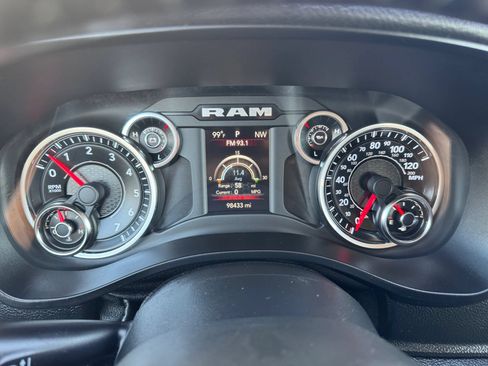 Used 2020 RAM 1500 Big Horn AWD/4WD image 15