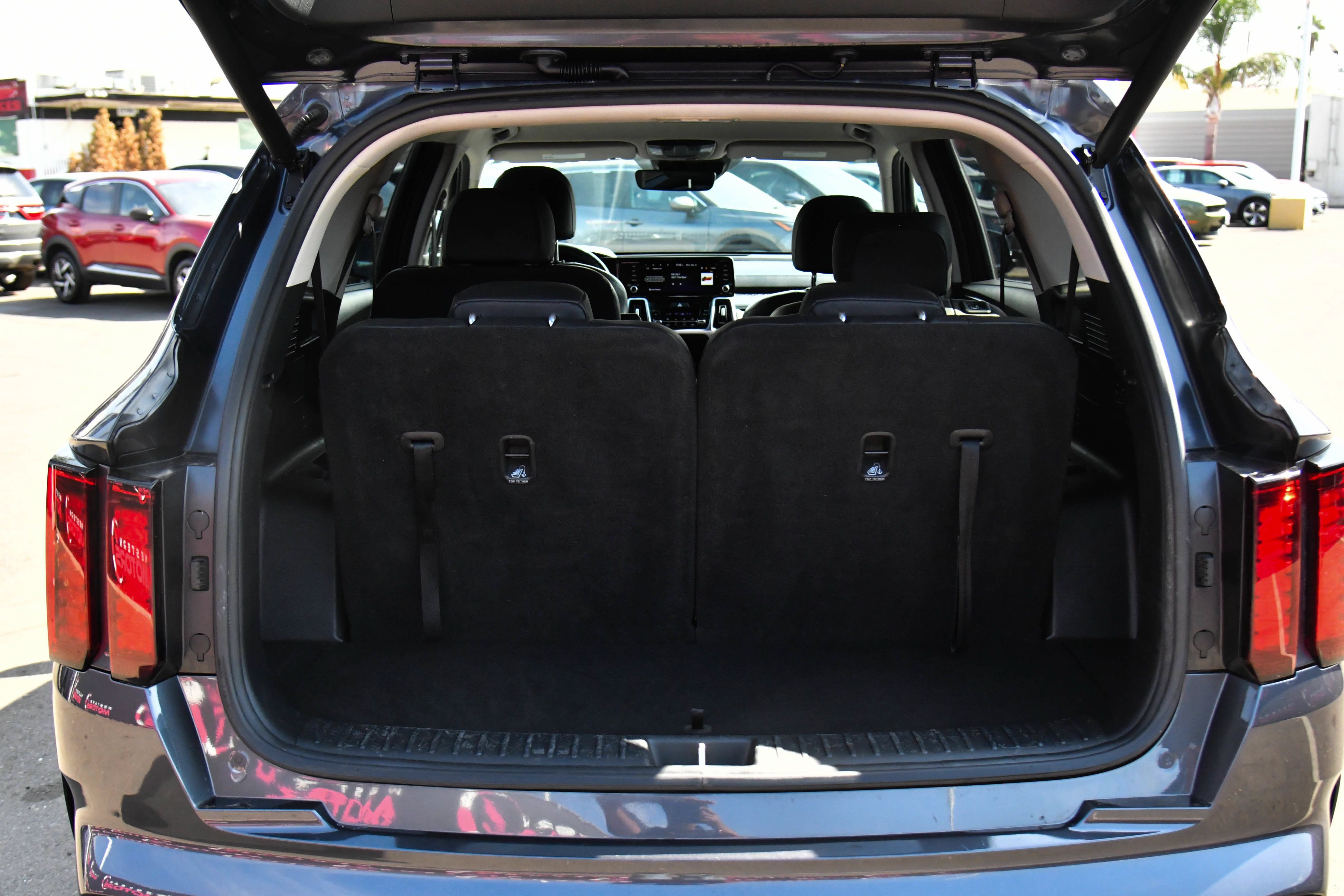 Used 2023 Kia Sorento EX FWD image 44