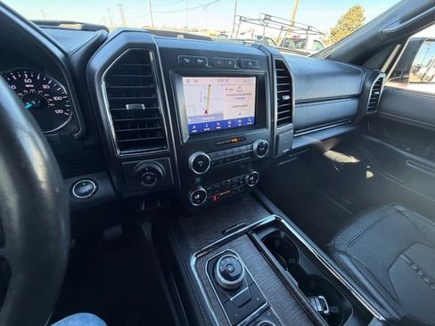 Used 2020 Ford Expedition Limited w/ Equipment Group 301A image 17