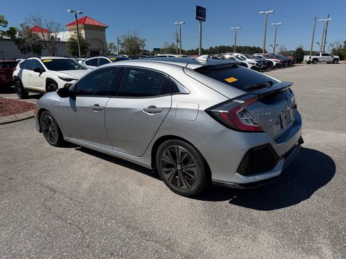 Used 2018 Honda Civic EX-L image 6