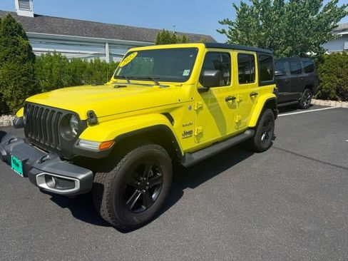 Used 2022 Jeep Wrangler Unlimited Sahara w/ Dual Top Group AWD/4WD image 1