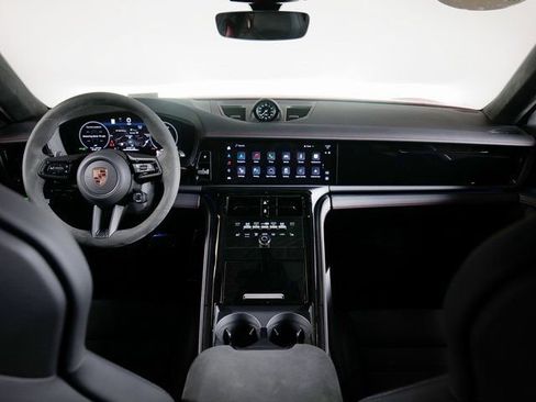 Certified 2025 Porsche Panamera GTS AWD/4WD image 12