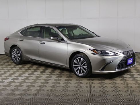 Used 2020 Lexus ES 350 w/ Premium Package FWD image 2
