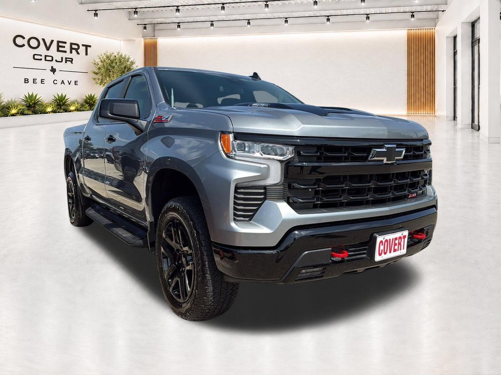 Used 2026 Chevrolet Silverado 1500 LT Trail Boss w/ Convenience Package II AWD/4WD image 10