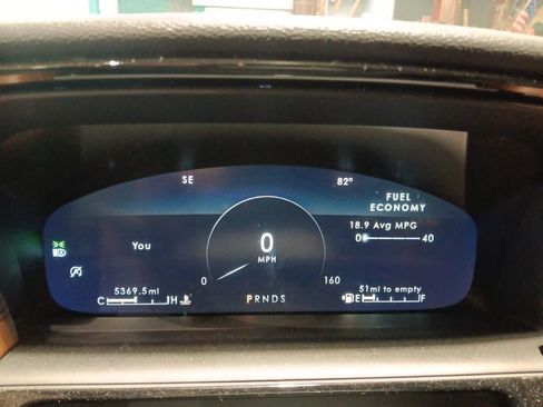 Used 2023 Lincoln Nautilus Reserve AWD/4WD image 4