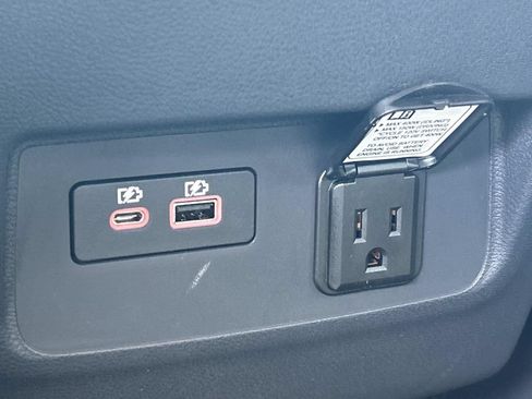 New 2026 Nissan Frontier SV w/ SV Convenience Package RWD image 22
