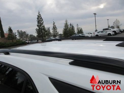 Used 2023 Chevrolet Equinox RS w/ RS Leather Package image 9