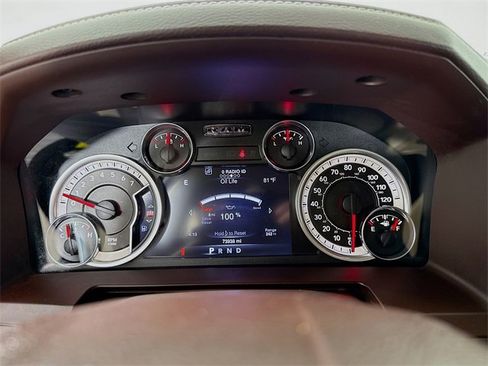 Used 2016 RAM 1500 Laramie w/ Convenience Group image 16