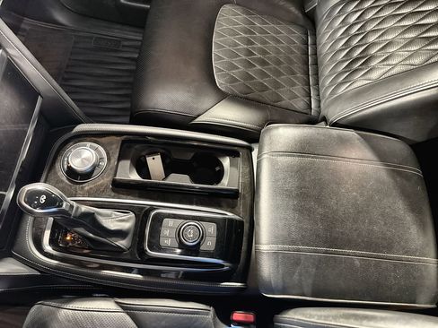 Used 2022 INFINITI QX80 Sensory w/ All-Season Package AWD/4WD image 29