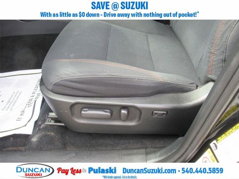 Used 2020 Toyota Tacoma TRD Sport image 12