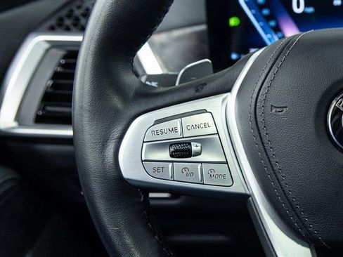 Used 2024 BMW X7 xDrive40i image 15