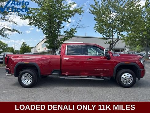 Used 2024 GMC Sierra 3500 Denali AWD/4WD image 21