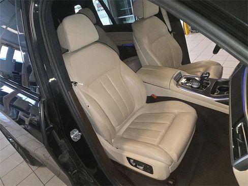Used 2019 BMW X7 xDrive50i w/ M Sport Package image 26