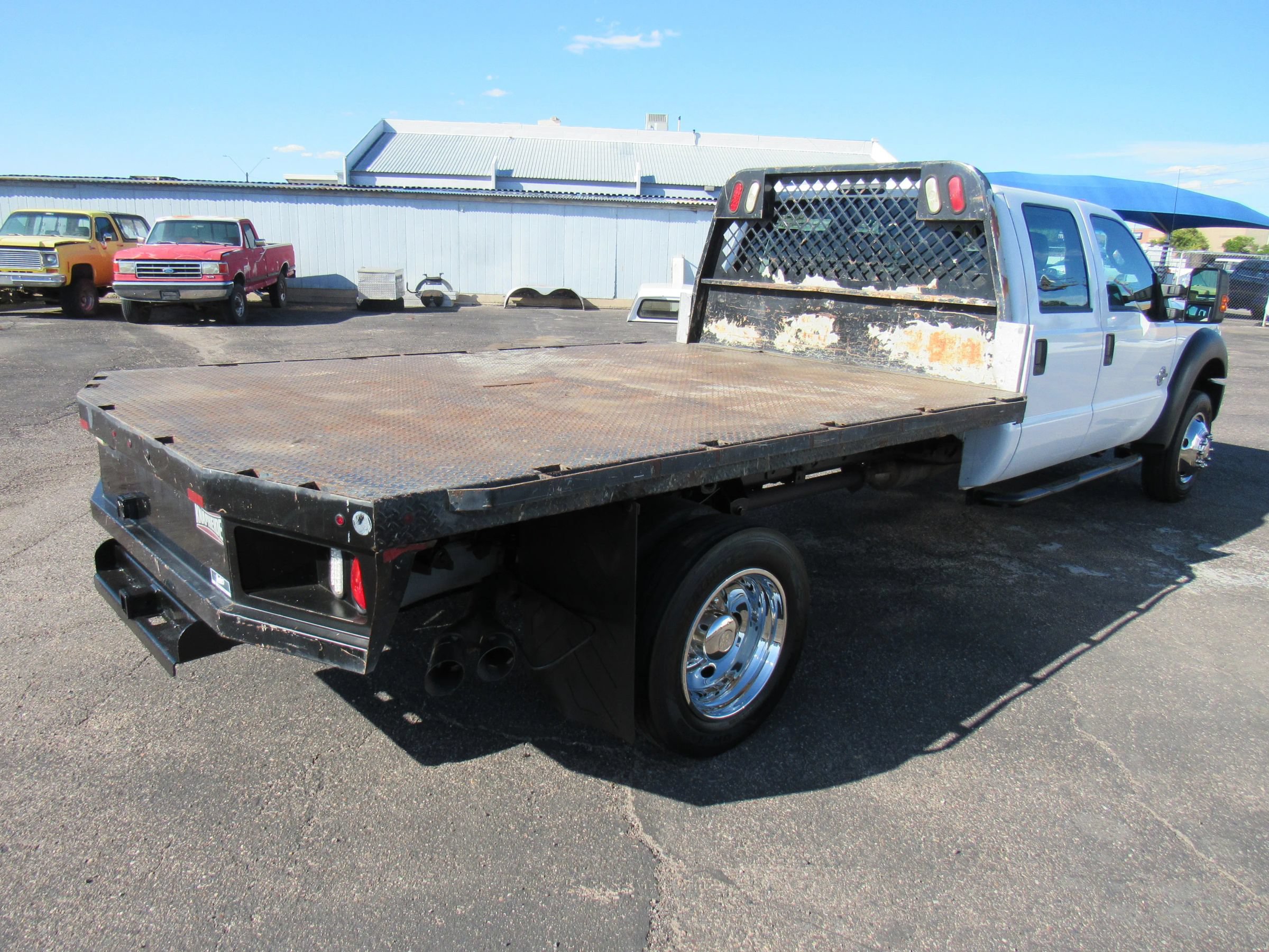 Used 2015 Ford F550 2WD Crew Cab Super Duty image 6