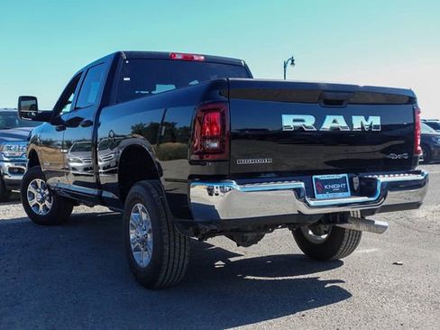 New 2025 RAM 2500 Big Horn image 12