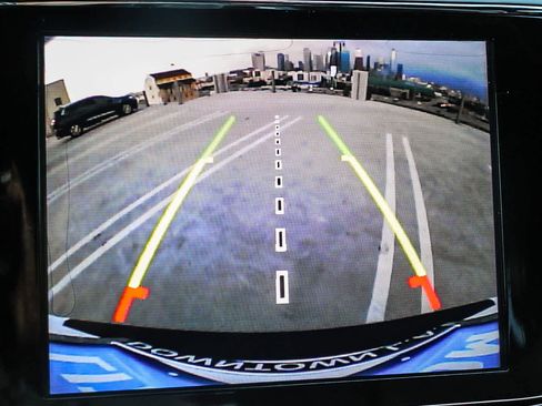 Used 2019 Jeep Grand Cherokee Laredo w/ Laredo X Package image 23