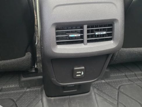 Used 2024 Chevrolet Equinox RS w/ RS Leather Package FWD image 37