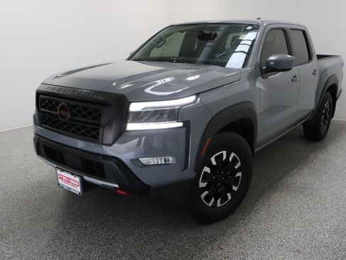 Used 2024 Nissan Frontier Pro-X RWD image 2