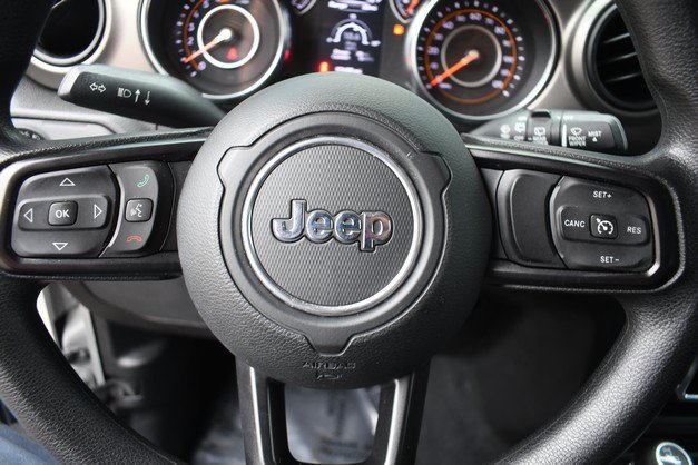 Used 2018 Jeep Wrangler Unlimited Sport AWD/4WD image 30