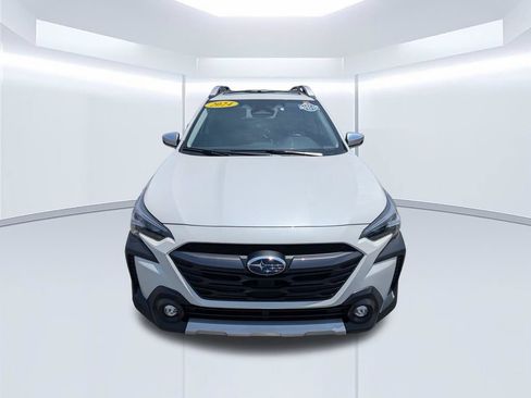 Used 2024 Subaru Outback Touring XT AWD/4WD image 3