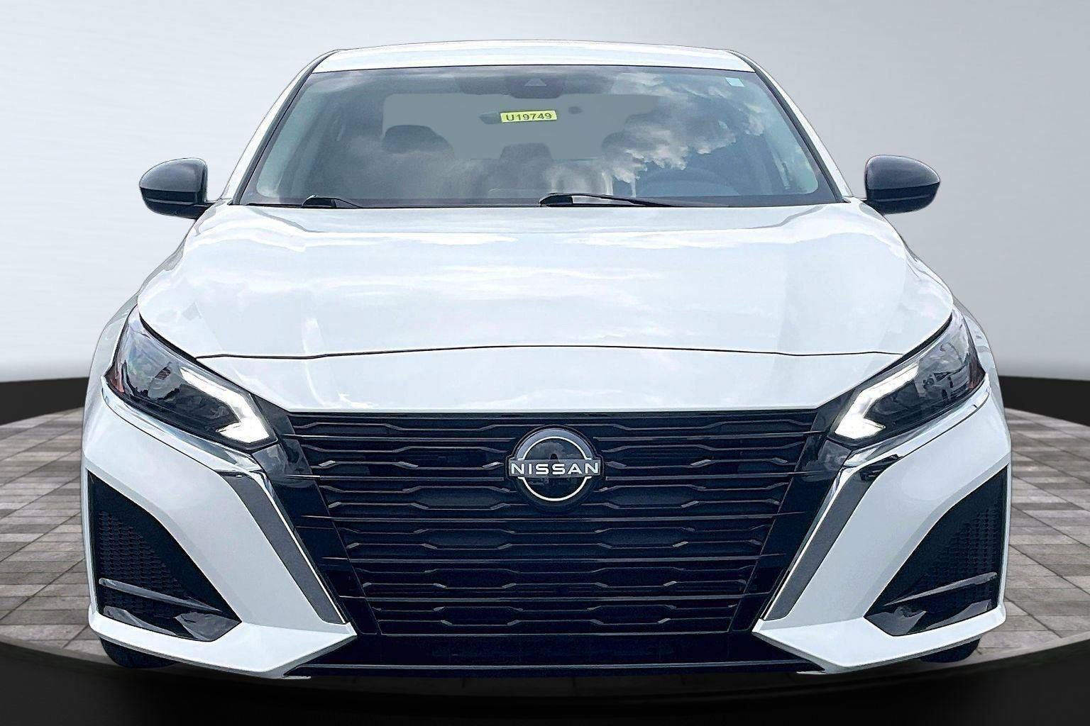 Certified 2025 Nissan Altima 2.5 S FWD image 2