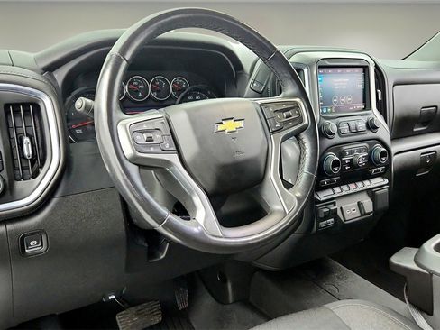 Used 2022 Chevrolet Silverado 2500 LT w/ Convenience Package image 23
