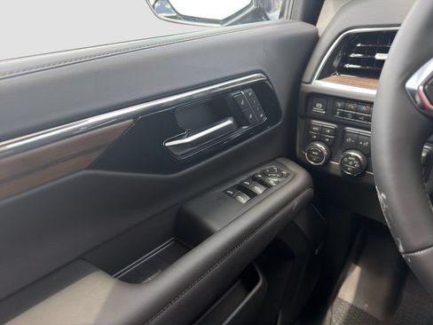 New 2026 Chevrolet Tahoe High Country AWD/4WD image 12