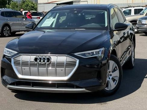 Used 2019 Audi e-tron Premium Plus AWD/4WD image 3