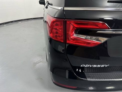 Used 2023 Honda Odyssey Elite image 32