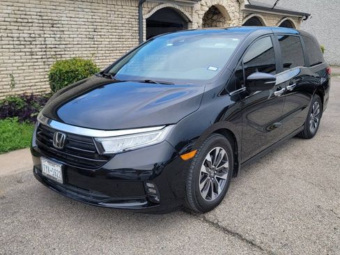 Used 2024 Honda Odyssey EX-L image 1