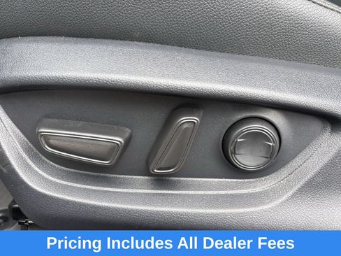 Used 2025 Toyota Camry SE FWD image 28