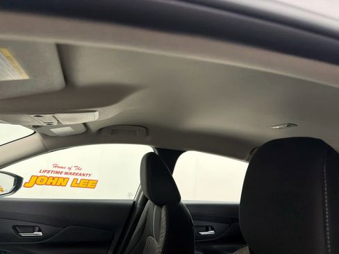 New 2026 Nissan Sentra SV w/ SV Convenience Package FWD image 15