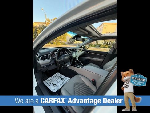 Used 2018 Toyota Camry SE w/ Moonroof Package FWD image 44