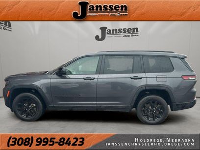 Used 2025 Jeep Grand Cherokee L Altitude