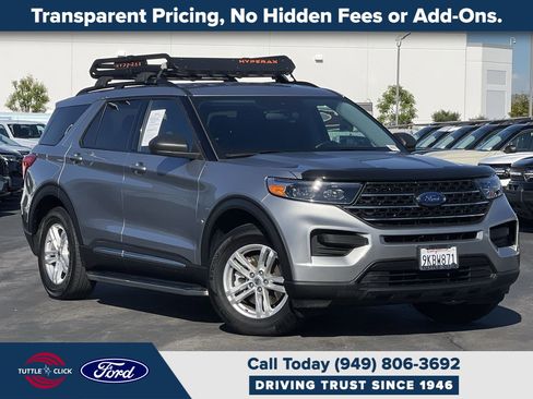 Certified 2023 Ford Explorer XLT image 1