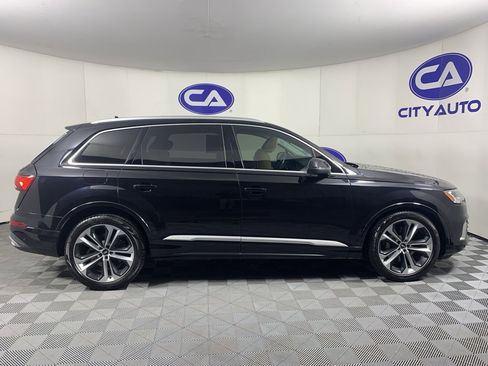 Used 2020 Audi Q7 3.0T Prestige w/ Prestige Package image 2