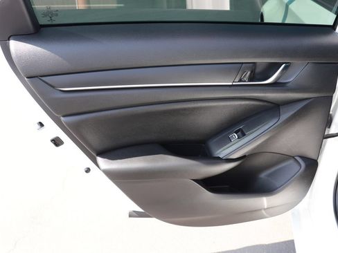 Used 2022 Honda Accord Sport image 13
