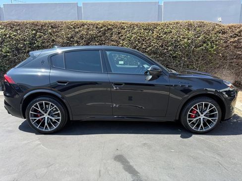 New 2026 Maserati Grecale Modena AWD/4WD image 2
