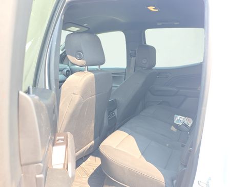 Used 2023 Chevrolet Colorado Trail Boss w/ Technology Package AWD/4WD image 7