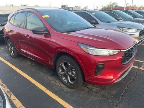 Used 2024 Ford Escape ST-Line w/ Tech Pack #1 AWD/4WD image 1