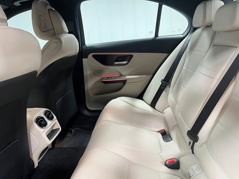 Used 2022 Mercedes-Benz C 300 4MATIC Sedan image 25