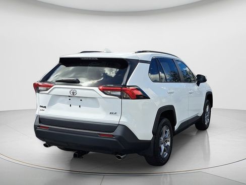 Used 2024 Toyota RAV4 XLE w/ Convenience Package image 4