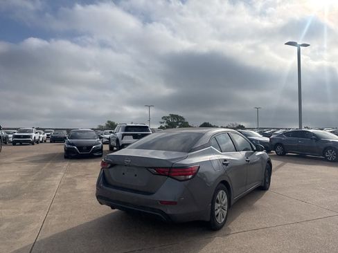 Used 2024 Nissan Sentra S w/ Lighting Package image 17