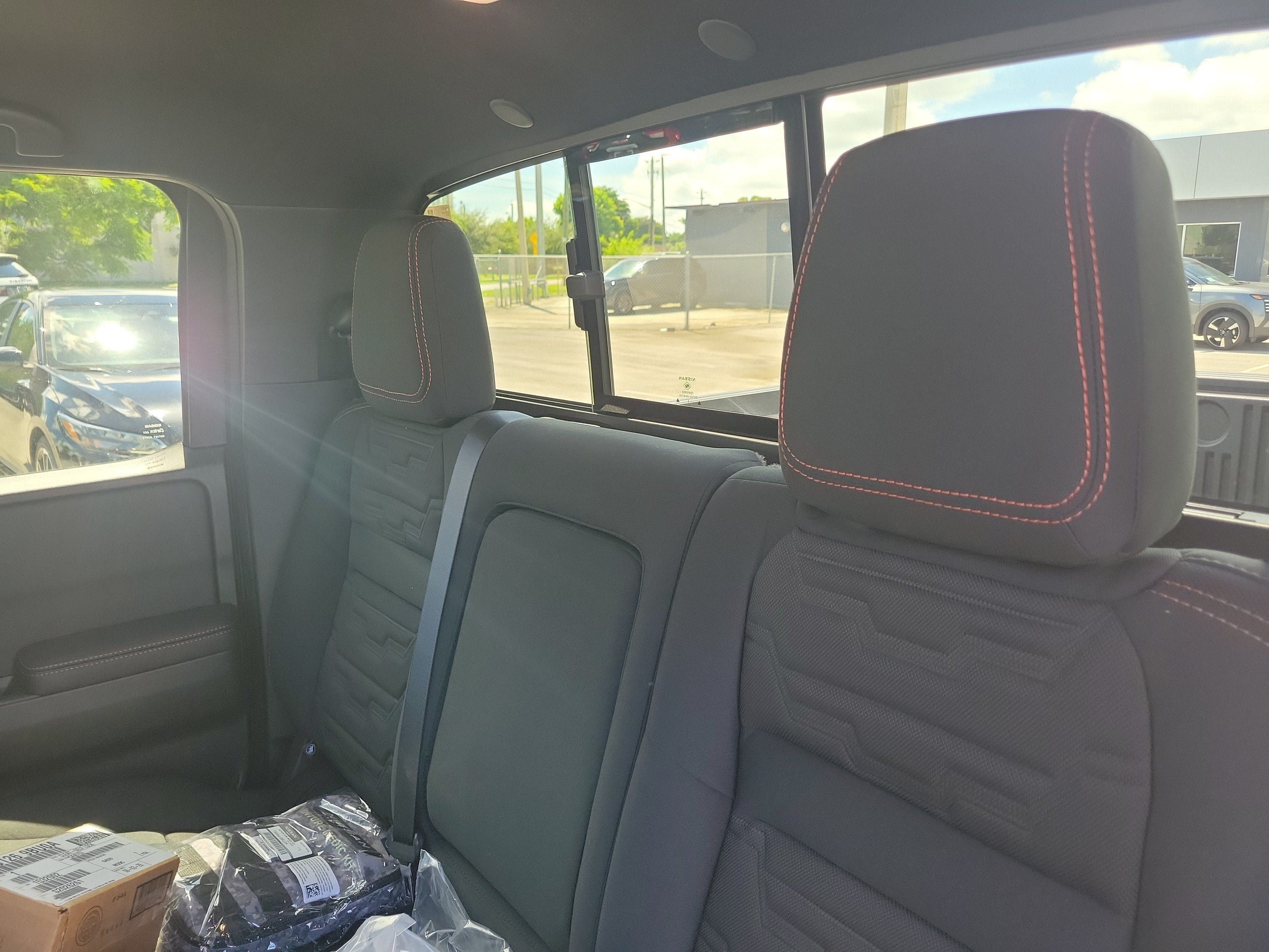 New 2027 Nissan Frontier PRO-4X w/ Pro Convenience Package RWD image 16